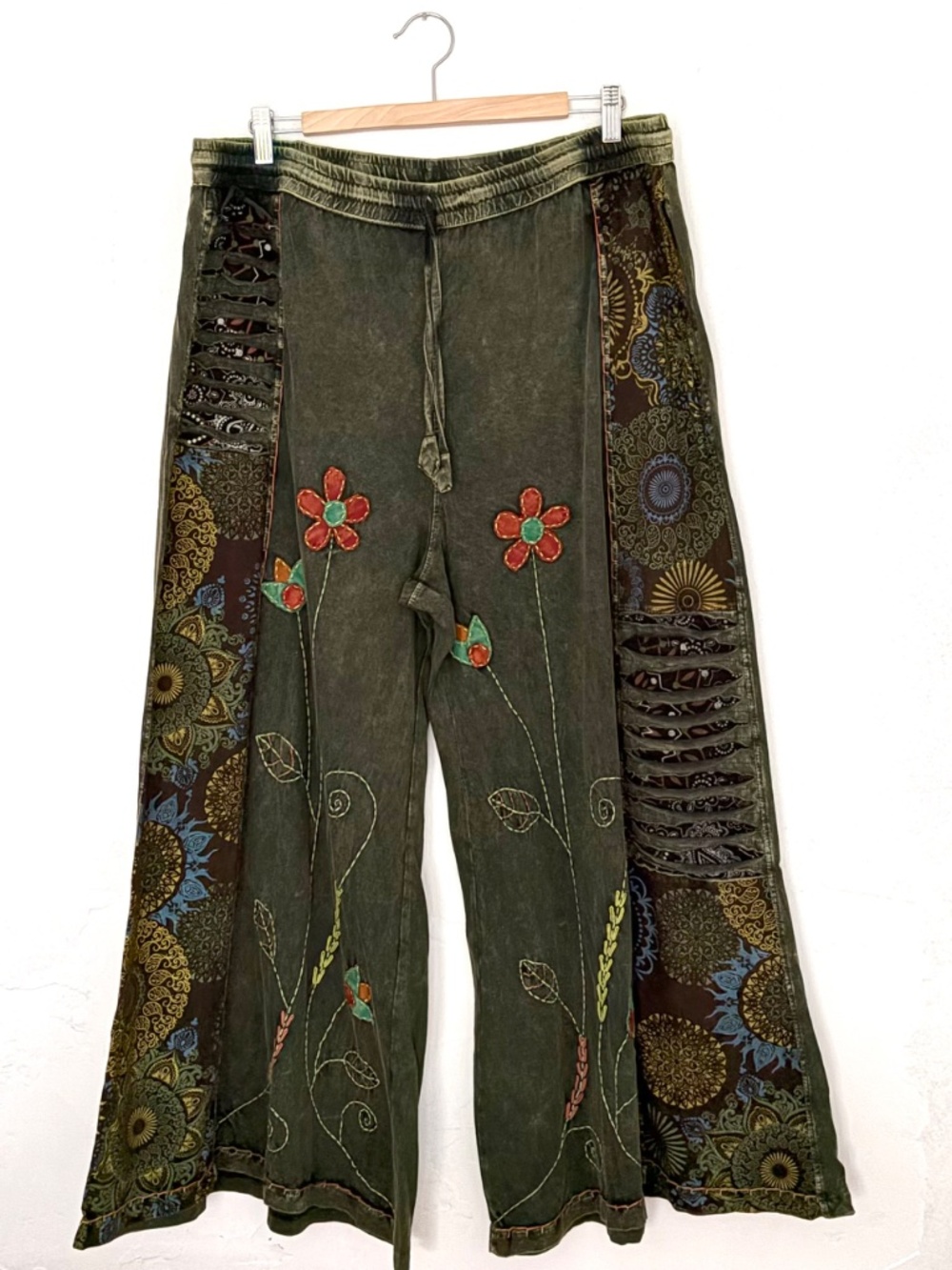 Earthbound Trading Embroidered Flower Cotton Wide Leg Pants XL & XXL Green NWT